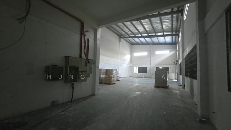 Semi-D Factory for Rent in Ulu Tiram (Johor) - Hung Hoi Heah - Interior - PropertyGuru.com.my
