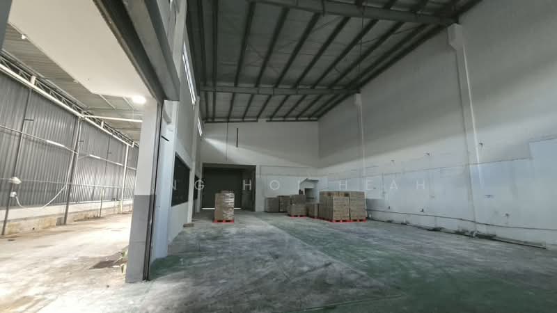 Semi-D Factory for Rent in Ulu Tiram (Johor) - Hung Hoi Heah - Interior - PropertyGuru.com.my