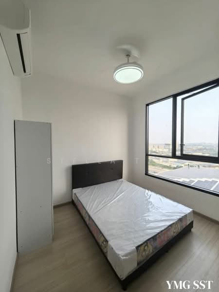Servis Apartment untuk Disewa di BeCentral @ i-City - Stella Tan - Bedroom - PropertyGuru.com.my