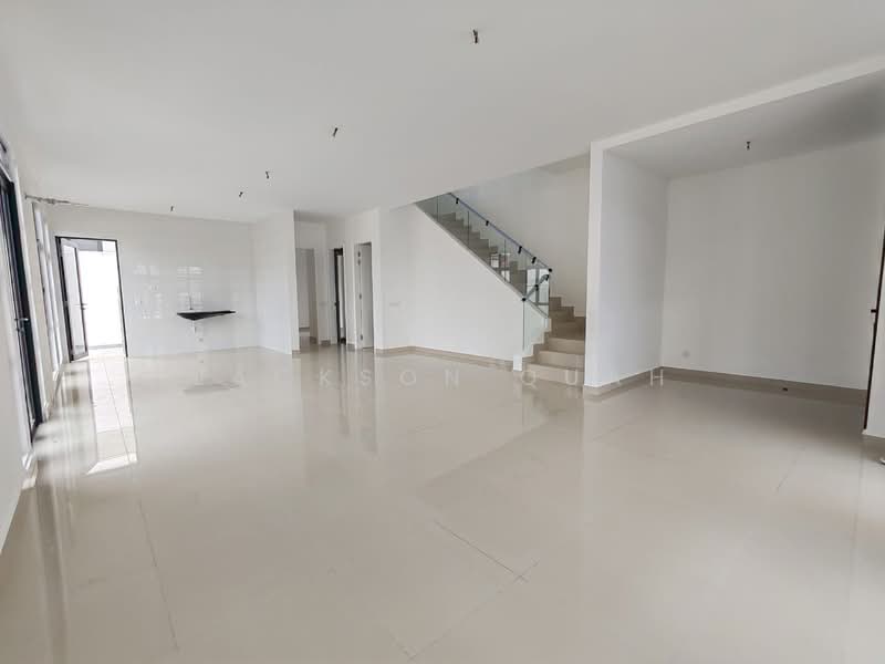 Cluster House for Rent in Setia Tropika (Johor Bahru) - Jackson Quah - Living Room - PropertyGuru.com.my
