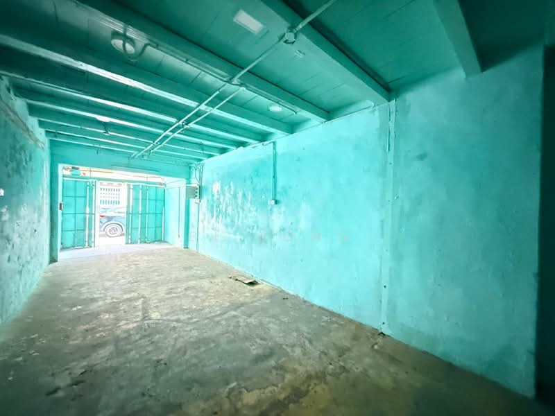 Shop for Sale in Melaka City (Melaka) - BL Bong Bong - Interior - PropertyGuru.com.my