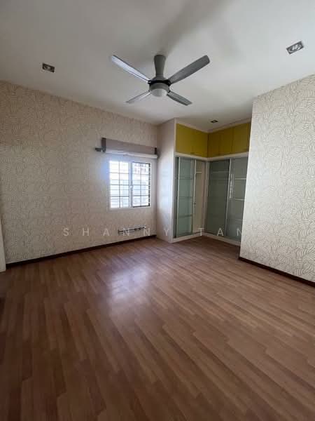 Semi-Detached House for Sale in Bandar Mahkota Cheras (Cheras) - Shanny Tan - Bedroom - PropertyGuru.com.my