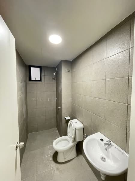 Pangsapuri untuk Disewa di Residensi Max - Eliz Chan - Bathroom - PropertyGuru.com.my