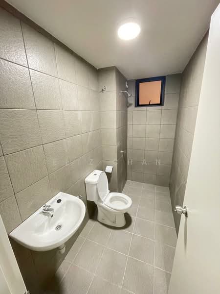 Pangsapuri untuk Disewa di Residensi Max - Eliz Chan - Bathroom - PropertyGuru.com.my