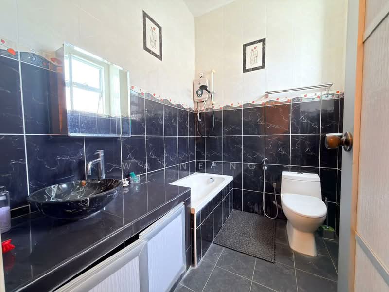 Semi-Detached House for Sale in Taman Perling (Perling) - Wayne Ng - PropertyGuru.com.my