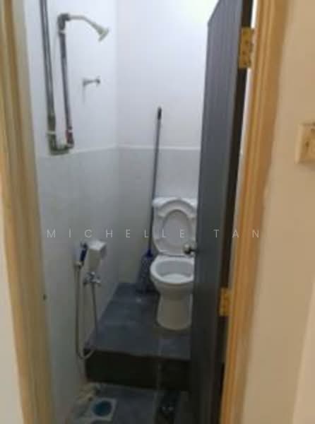 Shop / Office for Sale in Kajang (Selangor) - Michelle Tan - Bathroom - PropertyGuru.com.my