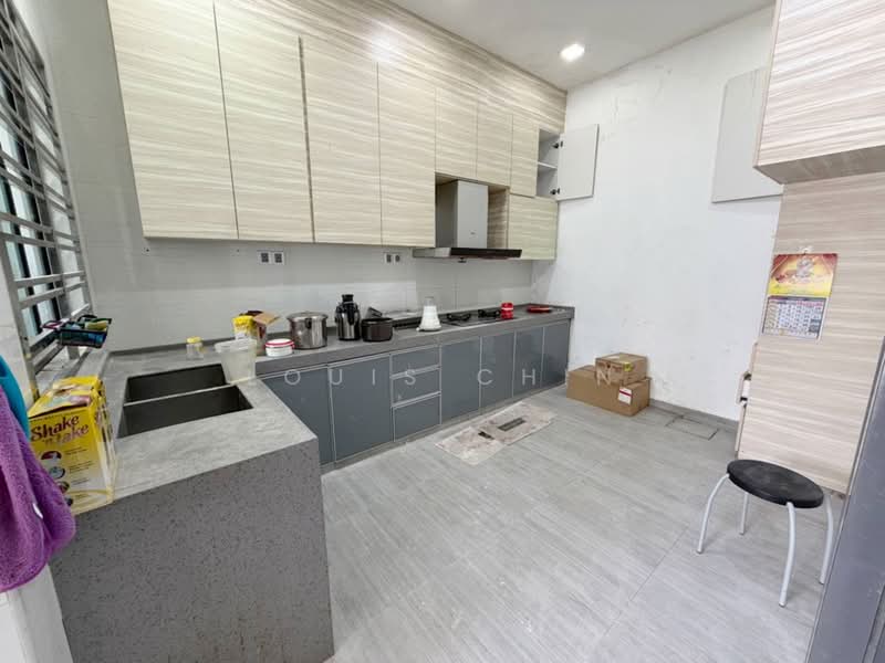 Rumah Kluster untuk Dijual di Skudai (Johor) - Louis Chin - Kitchen - PropertyGuru.com.my