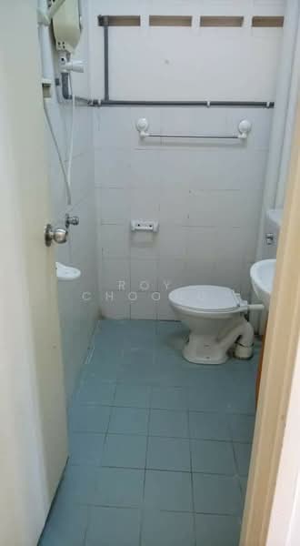 Pangsapuri untuk Dijual di Pangsapuri Angsana - Roy Choong - Bathroom - PropertyGuru.com.my