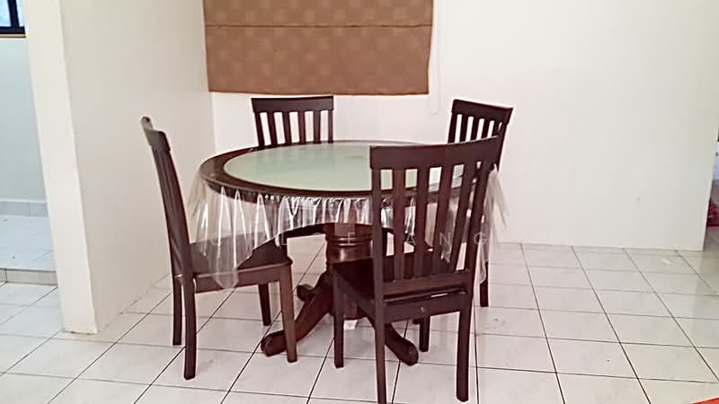 Apartment for Sale at Pearl Garden - Chloe Ang - Dining Room - PropertyGuru.com.my