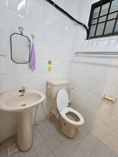 Apartment for Sale at Pearl Garden - Chloe Ang - Bathroom - PropertyGuru.com.my