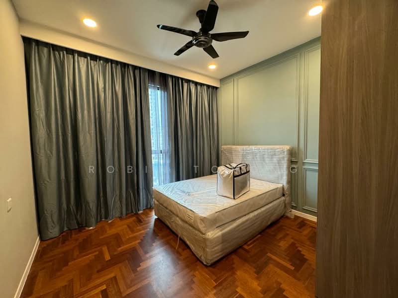 Service Residence for Sale at Bloomsvale Menara Vista Petaling - Robin Tchong - Bedroom - PropertyGuru.com.my