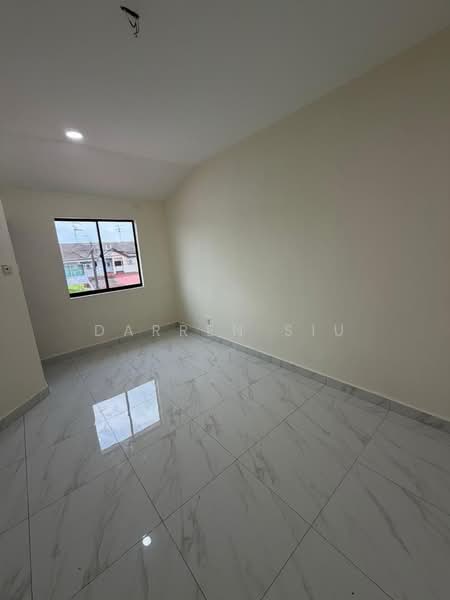 2-storey Terraced House for Sale in Taman Desa Cemerlang (Ulu Tiram) - Darren Siu - Interior - PropertyGuru.com.my
