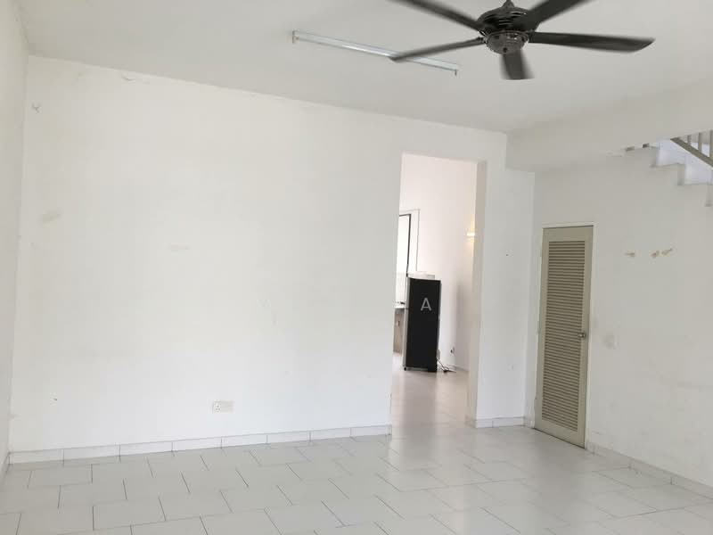 Rumah Teres 1.5 Tingkat untuk Dijual di Setia Eco Gardens (Gelang Patah) - Yen Ma - Living Room - PropertyGuru.com.my