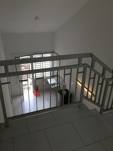 Rumah Teres 1.5 Tingkat untuk Dijual di Setia Eco Gardens (Gelang Patah) - Yen Ma - Kitchen - PropertyGuru.com.my