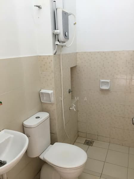 Rumah Teres 1.5 Tingkat untuk Dijual di Setia Eco Gardens (Gelang Patah) - Yen Ma - Bathroom - PropertyGuru.com.my