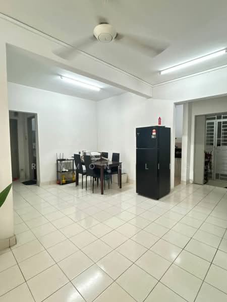 Condominium for Rent at Residensi Laguna (Sunway Belvedere) - Raymond Ling - Dining Room - PropertyGuru.com.my