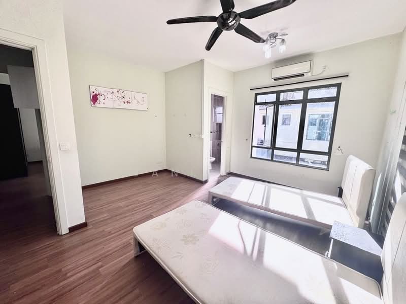 2-storey Terraced House for Sale in East Ledang (Iskandar Puteri (Nusajaya)) - Janice . - Bedroom - PropertyGuru.com.my