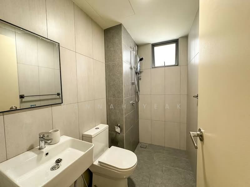 Service Residence for Sale at RYAN & MIHO - Hannah Yeak - Bathroom - PropertyGuru.com.my