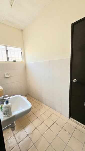 Rumah Teres 2 Tingkat untuk Dijual di Saujana Puchong (Puchong) - Wendy Chin - Bathroom - PropertyGuru.com.my