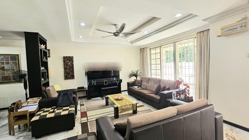 Rumah Teres 2 Tingkat untuk Dijual di Saujana Puchong (Puchong) - Wendy Chin - Living Room - PropertyGuru.com.my