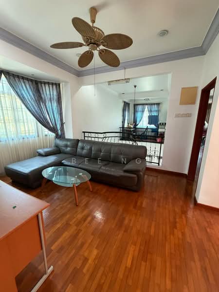 Rumah Teres 2 Tingkat untuk Dijual di Taman Sutera (Johor Bahru) - Bee Ng - Living Room - PropertyGuru.com.my