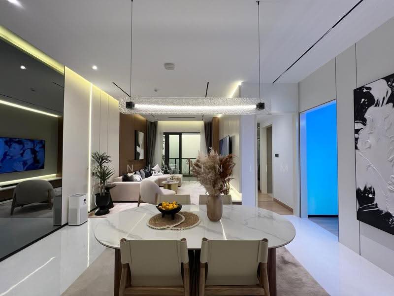 Pangsapuri untuk Dijual di R&F Princess Cove Phase 3-New Casa Suites - Benjamin Lim - Living Room - PropertyGuru.com.my