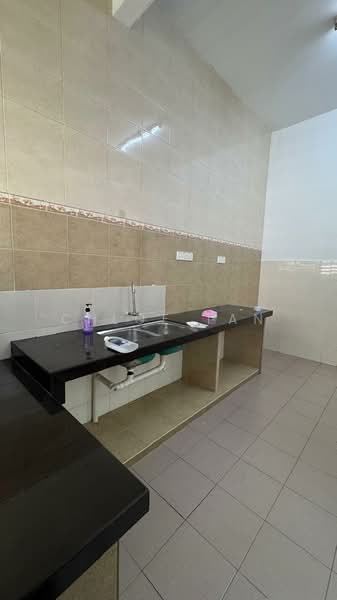 2-storey Terraced House for Sale in Taman Mawar (Butterworth) - Chloe Tan - Kitchen - PropertyGuru.com.my