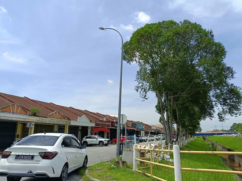 Kedai / Pejabat untuk Dijual di Bukit Indah (Iskandar Puteri (Nusajaya)) - Jade Gan - Exterior - PropertyGuru.com.my