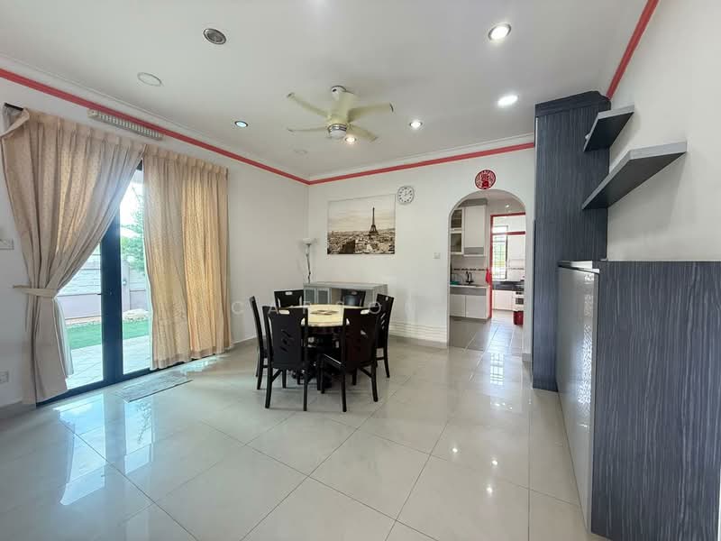 1-storey Terraced House for Sale in Taman Setia Indah (Tebrau) - Carson . - Dining Room - PropertyGuru.com.my