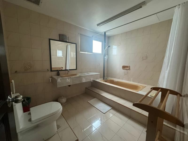 Bungalow for Sale in Taman Sentosa (Johor Bahru) - Tan Bee Bee - Bathroom - PropertyGuru.com.my