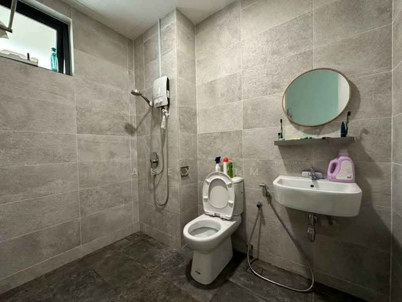 Condominium for Rent at Iconic Skies - Alex Lim - Bathroom - PropertyGuru.com.my