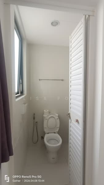 Condominium for Rent at Royal Strand @ Country Garden Danga Bay - Lisa Pon - Bathroom - PropertyGuru.com.my