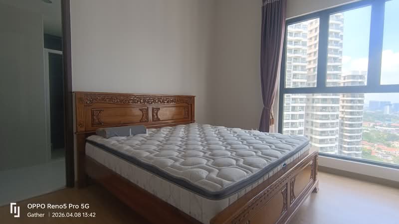 Condominium for Rent at Royal Strand @ Country Garden Danga Bay - Lisa Pon - Bedroom - PropertyGuru.com.my