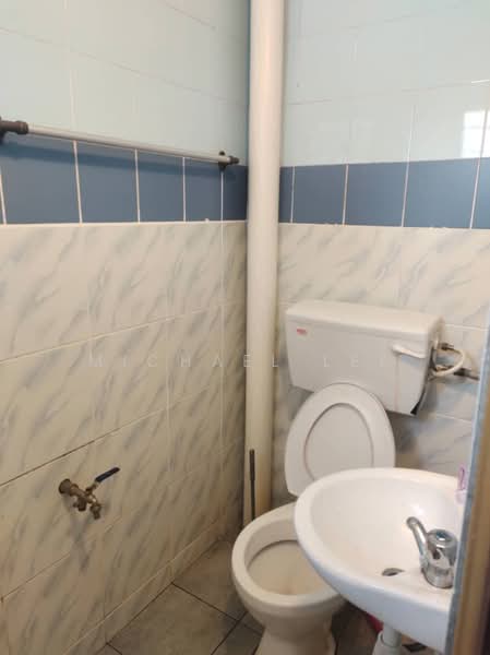 Rumah Bandar untuk Disewa di Taman Puncak Perdana (Shah Alam) - Michael Lee - Bathroom - PropertyGuru.com.my