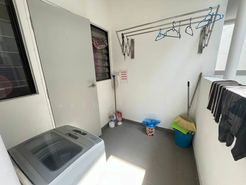 Condominium for Rent at The Greens (Residensi Hijauan) @ Subang West - Aaron Chong - Balcony - PropertyGuru.com.my