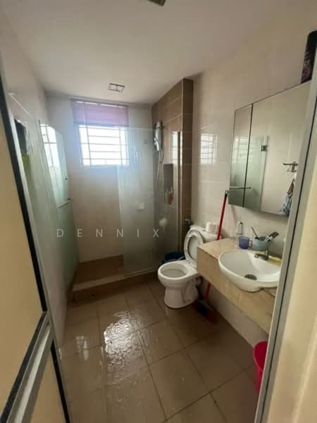 2-storey Terraced House for Rent in Seri Kembangan (Selangor) - Dennix Chin - Bathroom - PropertyGuru.com.my