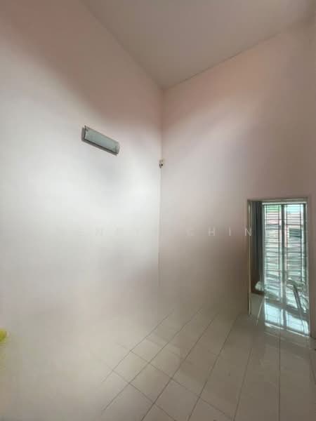 2-storey Terraced House for Rent in Seri Kembangan (Selangor) - Dennix Chin - Interior - PropertyGuru.com.my