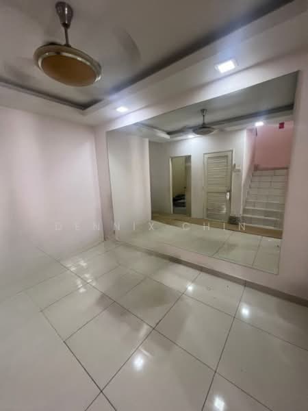 2-storey Terraced House for Rent in Seri Kembangan (Selangor) - Dennix Chin - Interior - PropertyGuru.com.my
