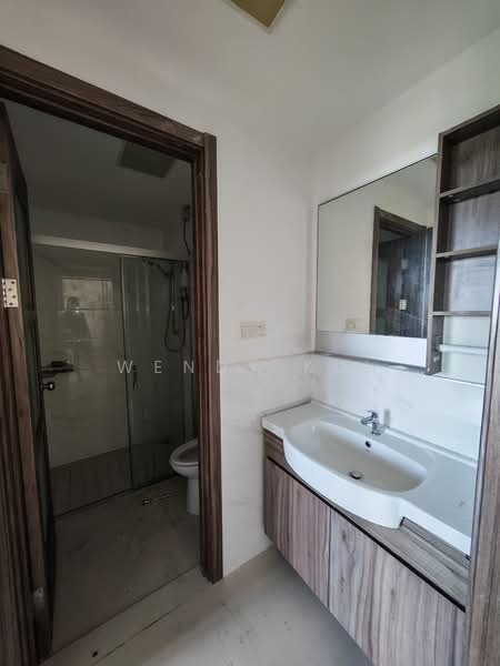 Pangsapuri untuk Disewa di Starview Bay @ Forest City - Wendy Kui - Bathroom - PropertyGuru.com.my