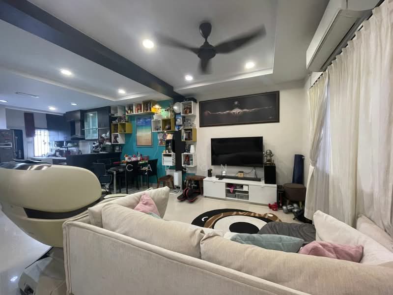 2-storey Terraced House for Sale in Taman Setia Indah (Tebrau) - Carson . - Living Room - PropertyGuru.com.my