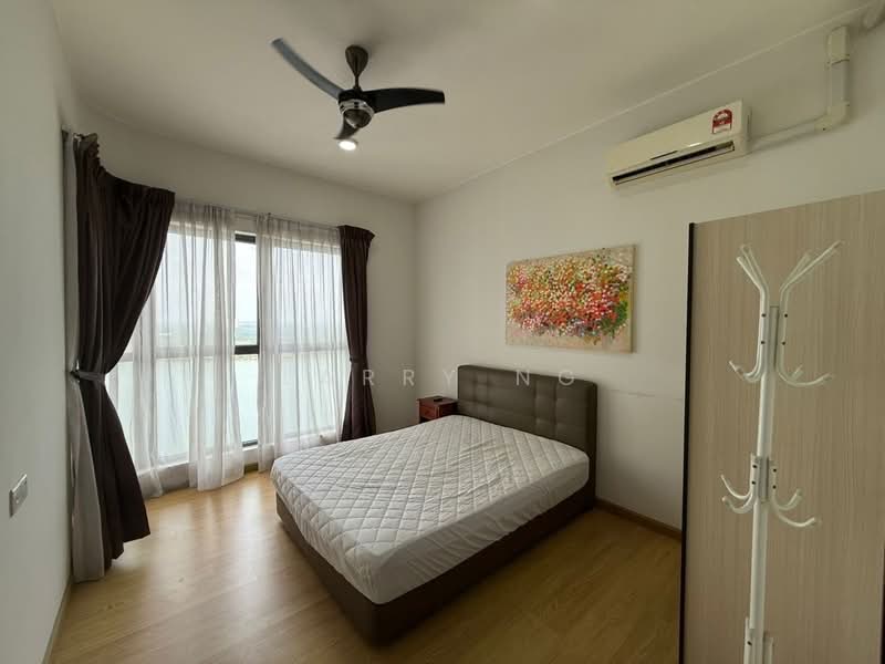 Condominium for Rent at Royal Strand @ Country Garden Danga Bay - Larry Ng - Bedroom - PropertyGuru.com.my