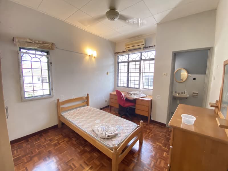 2-storey Terraced House for Rent in Bandar Utama 2 (Bandar Utama) - Daryl Wong - Bedroom - PropertyGuru.com.my