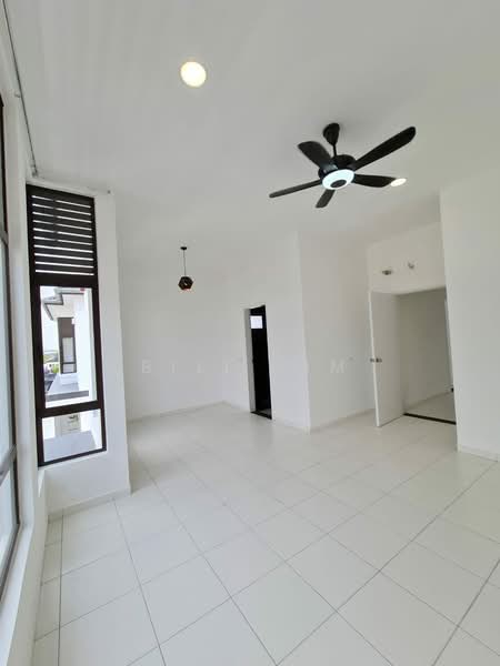 2-storey Terraced House for Sale in Shah Alam (Selangor) - Bill Lim - Living Room - PropertyGuru.com.my