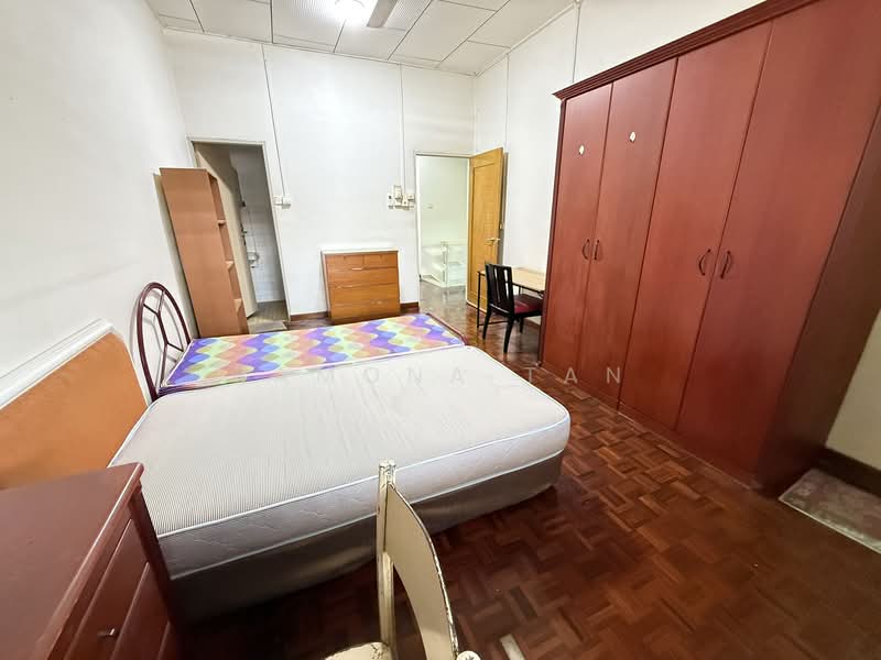 2-storey Terraced House for Rent in Bukit Sebukor (Bukit Baru) - Ramona Tan - Bedroom - PropertyGuru.com.my