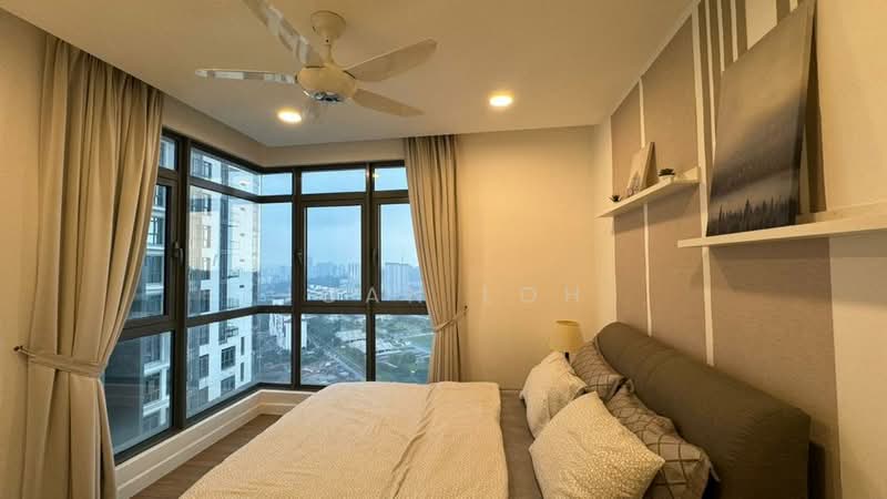 Condominium for Rent at Vivo Residential Suites - Joan Loh - Bedroom - PropertyGuru.com.my