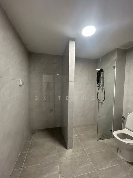 Condominium for Rent at Altris Residences @ The Quartz WM - CK Teong - Bathroom - PropertyGuru.com.my