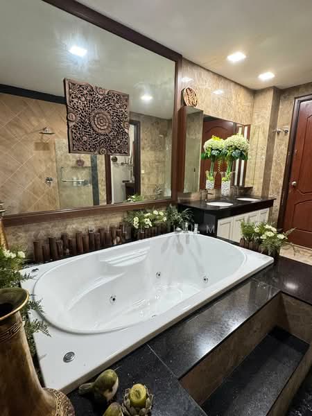 Bungalow for Sale in Bukit Rahman Putra (Sungai Buloh) - Bill Lim - Bathroom - PropertyGuru.com.my