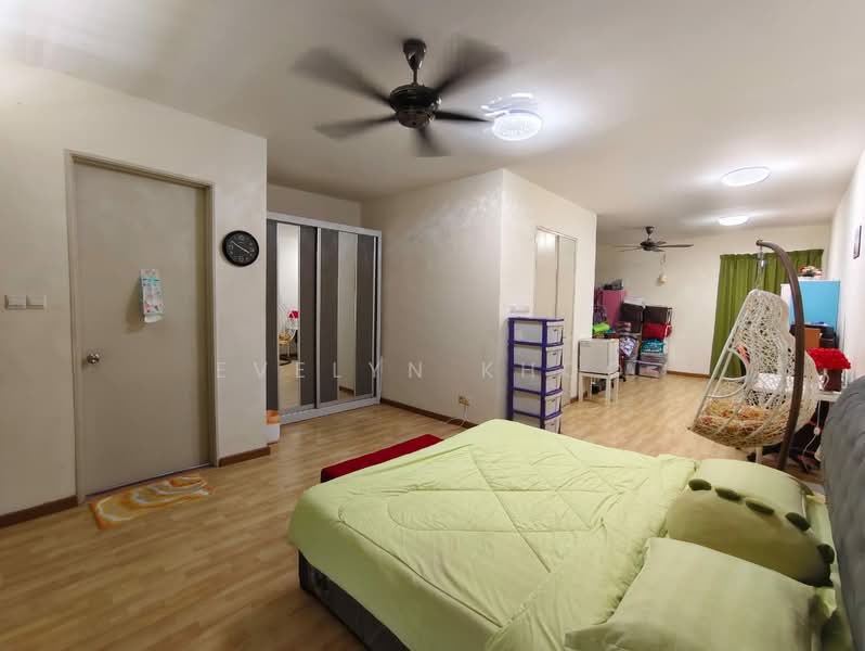 3-storey Terraced House for Sale in Rawang (Selangor) - Evelyn Khoo - Bedroom - PropertyGuru.com.my