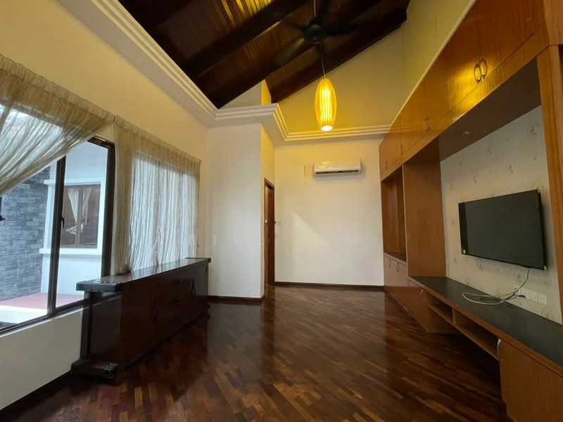 Rumah Teres 2 Tingkat untuk Disewa di Bukit Rahman Putra (Sungai Buloh) - Bill Lim - Living Room - PropertyGuru.com.my