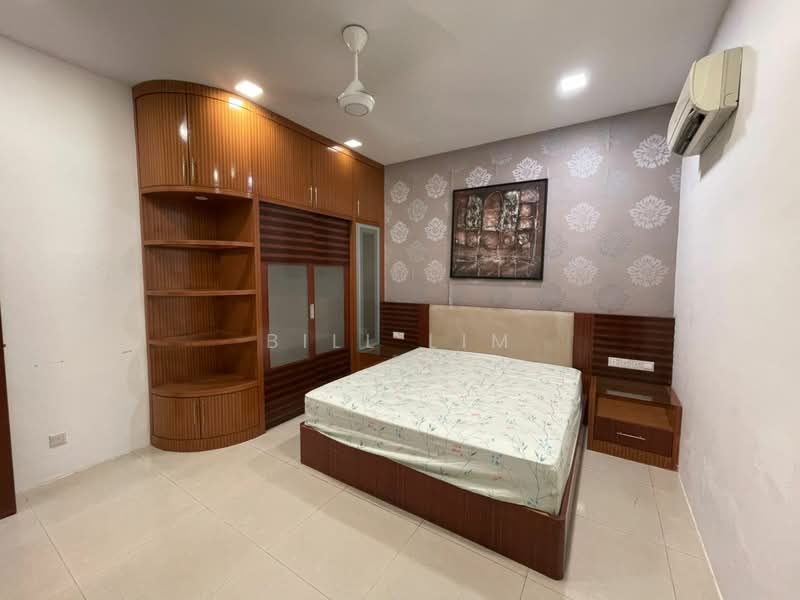 Rumah Teres 2 Tingkat untuk Disewa di Bukit Rahman Putra (Sungai Buloh) - Bill Lim - Bedroom - PropertyGuru.com.my